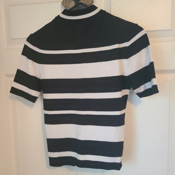 Laura Leigh Ltd. Collections, Women's Short Sleeve Blouse/Shell, Black & White - Picture 3 of 7